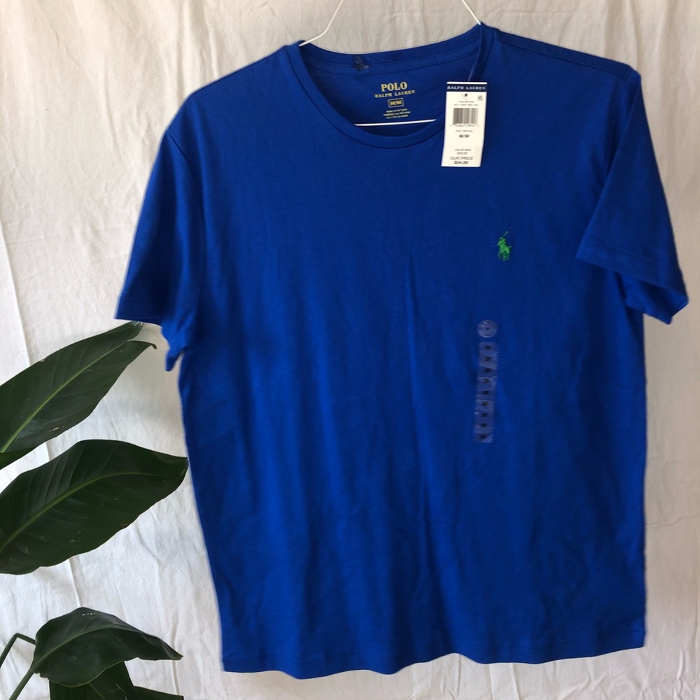 POLO :: medium :: NEVER WORN